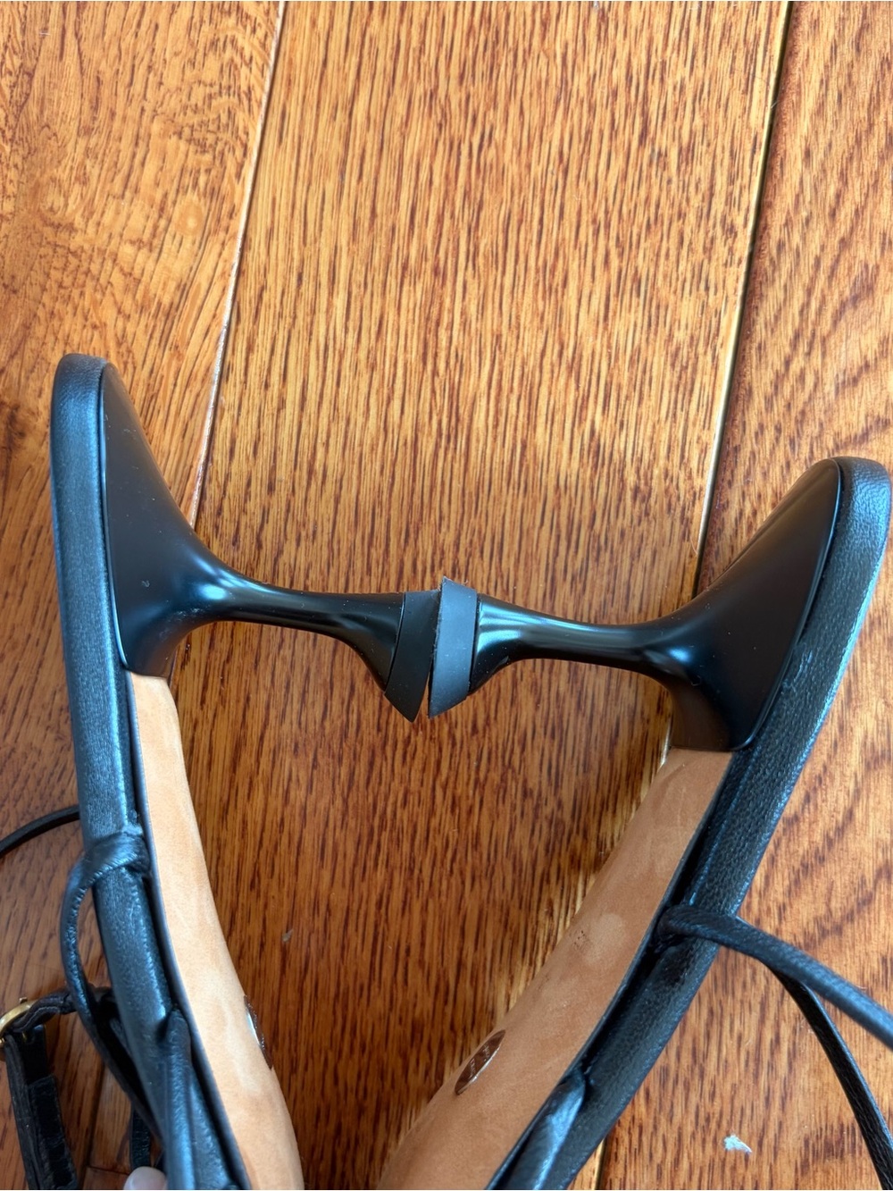 Proenza Schouler Black Cage Leather Sandals - Picture 8 of 12
